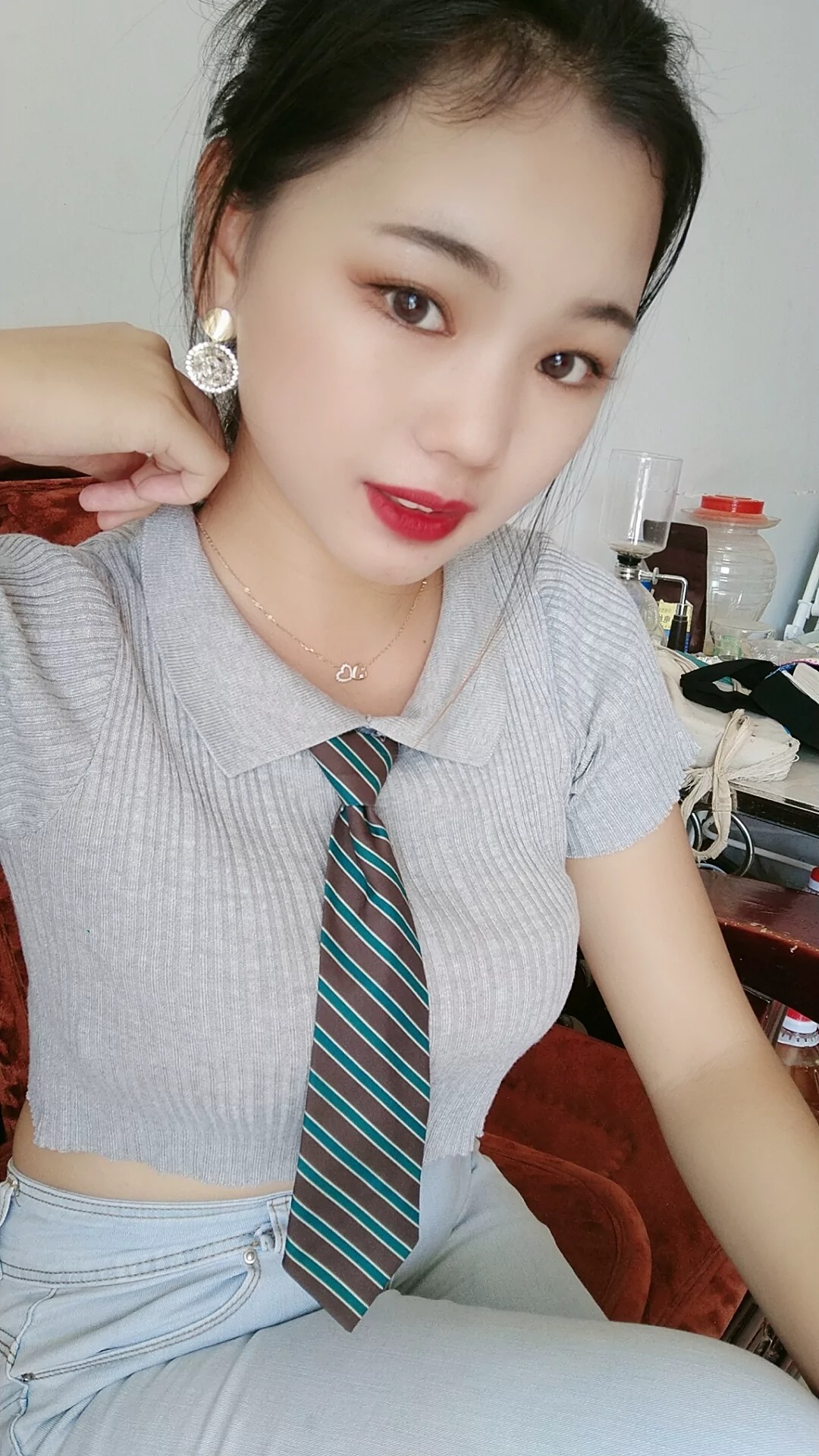 阿桃浅色紧身牛仔裤SN40