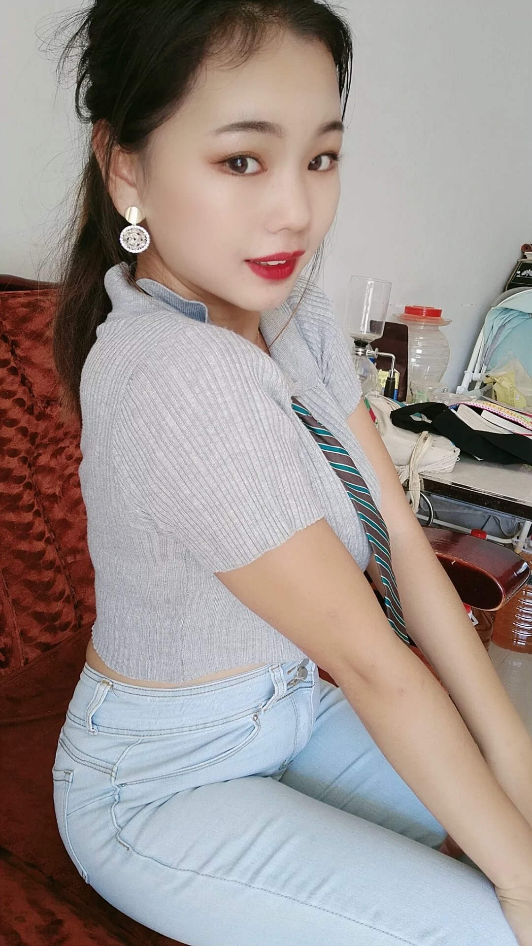 阿桃浅色紧身牛仔裤SN40