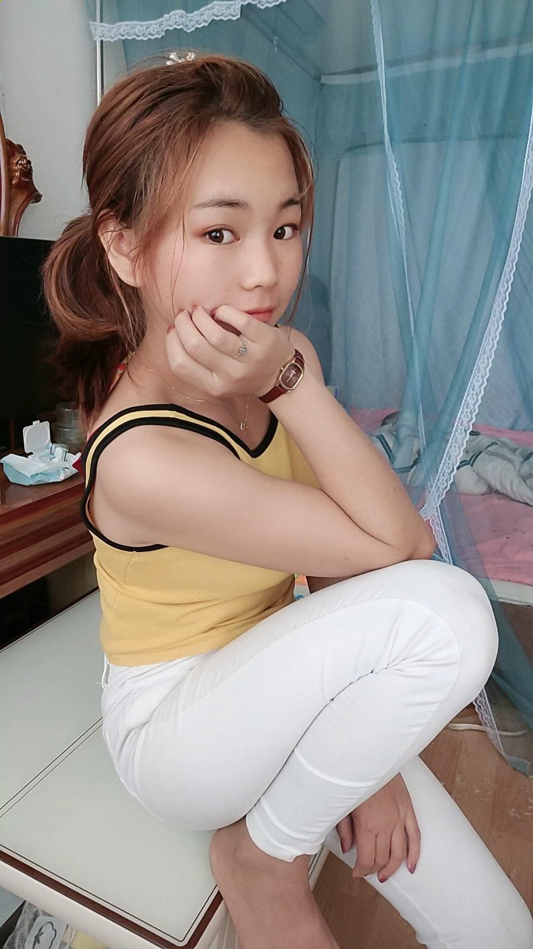 阿桃白色紧身裤SN44