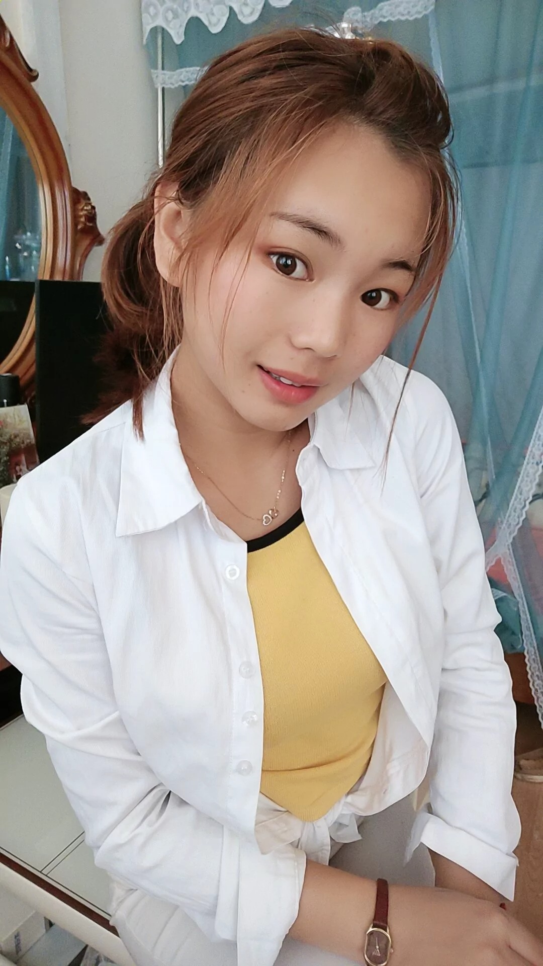 阿桃白色紧身裤SN44