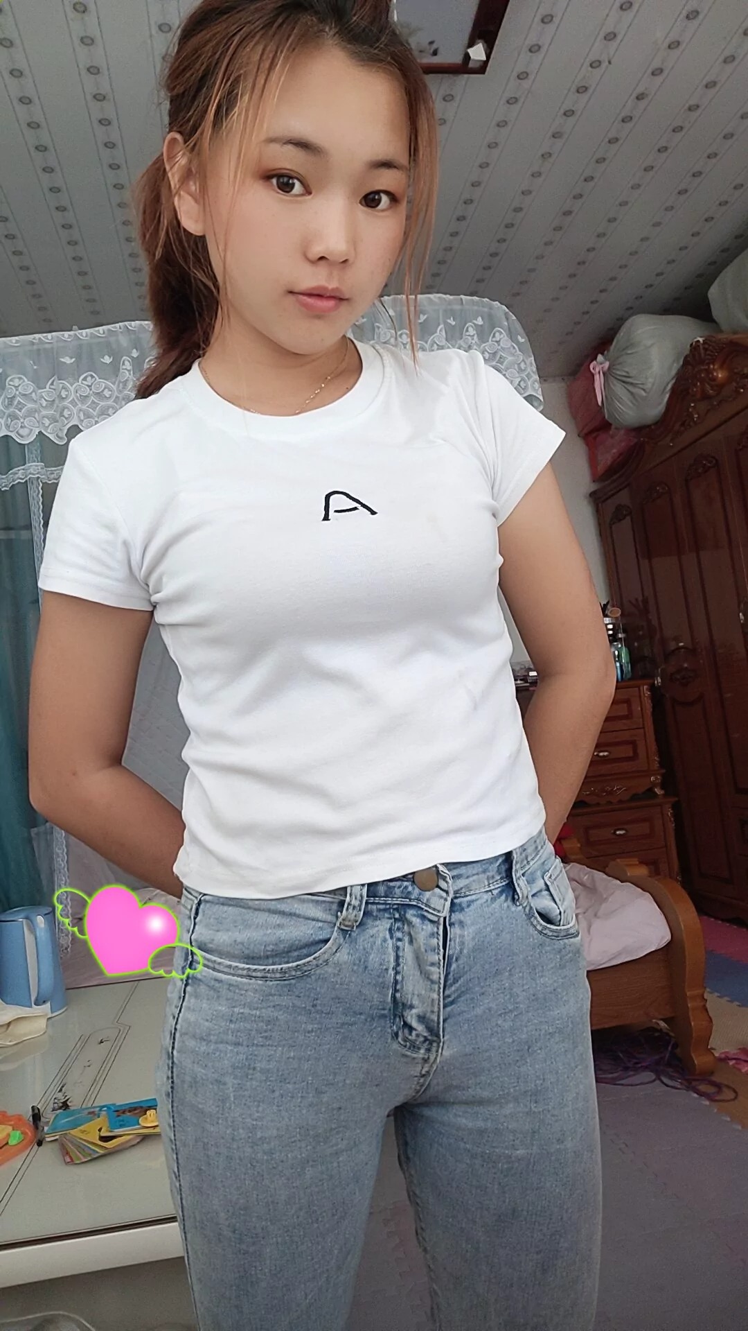 阿桃紧身牛仔裤
