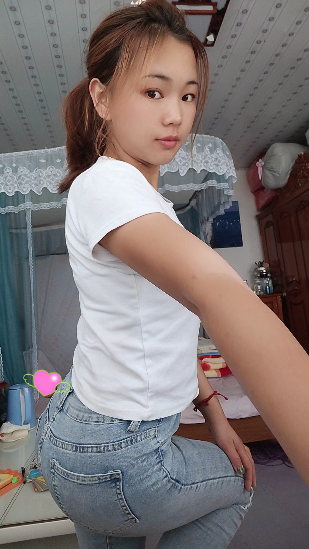 阿桃紧身牛仔裤