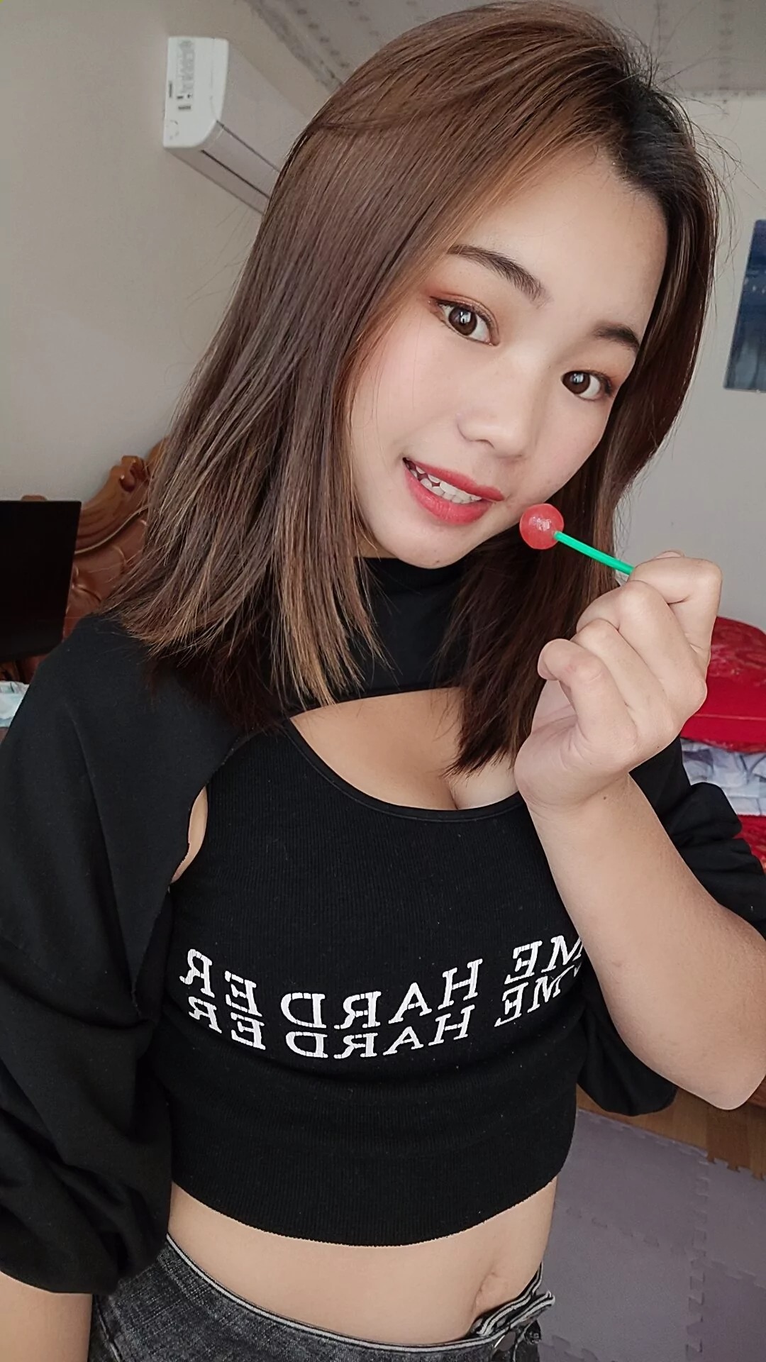 阿桃长相甜美身材火辣美胸SN67