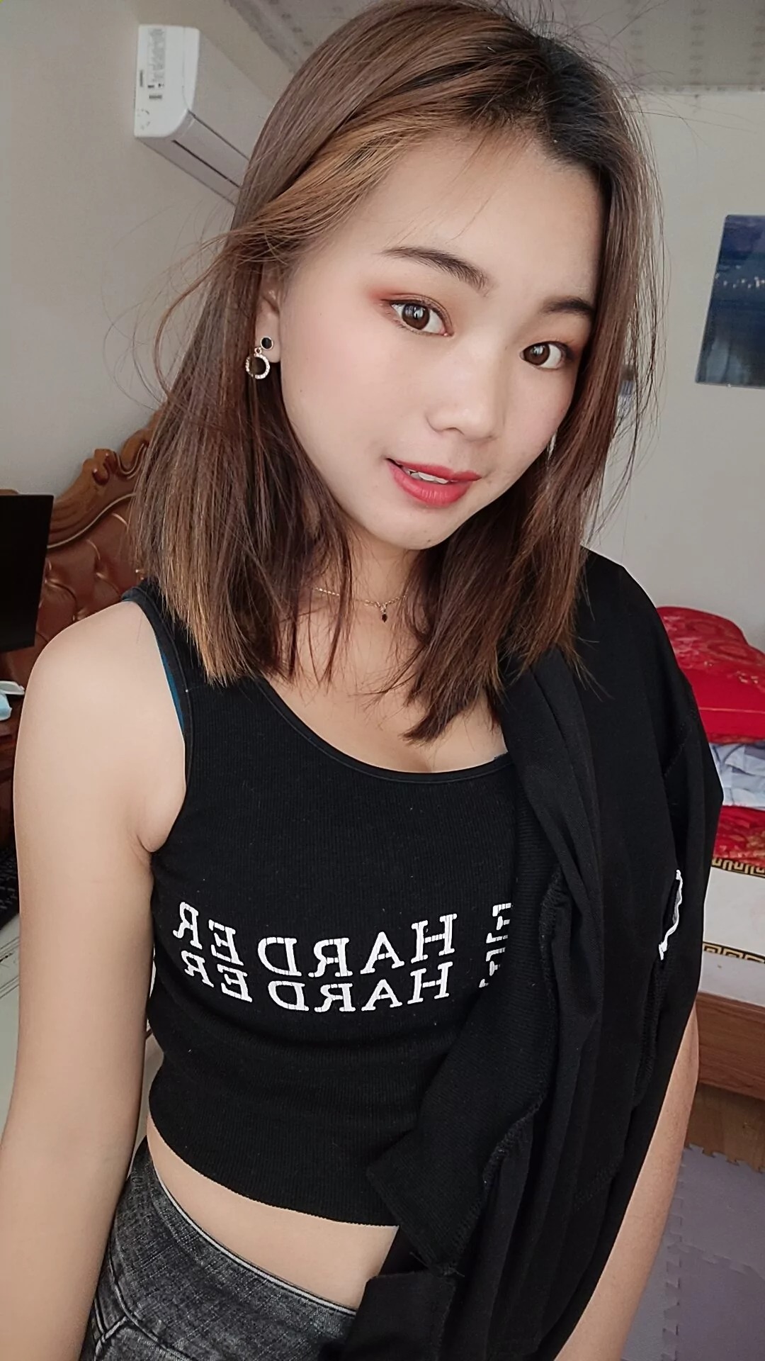 阿桃长相甜美身材火辣美胸SN67