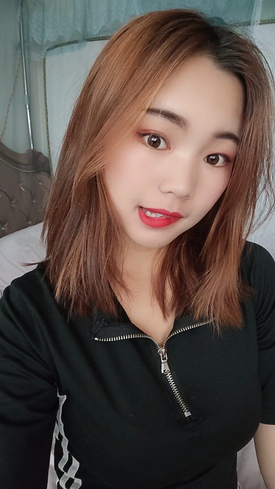 阿桃黑丝SN78